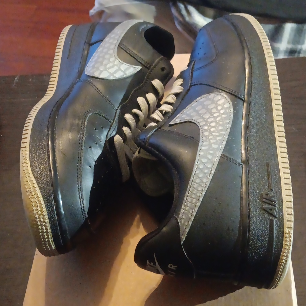 Nike Air Force 1 Low '07 LV8 Rare "Black Croc" (2018) M10.5/W12 EUC - Picture 8 of 10